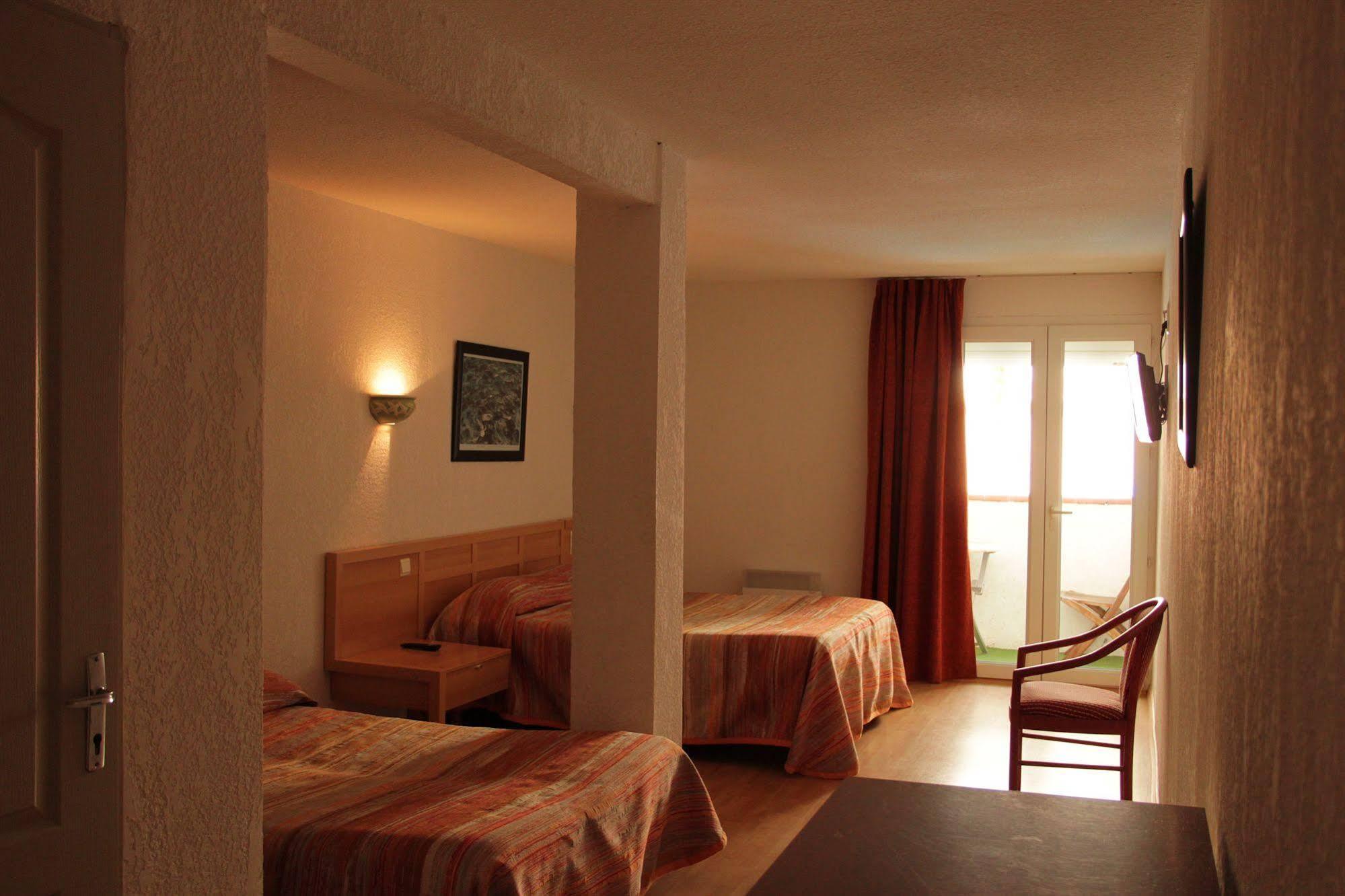 Hotel Saint Georges, Face A La Mer Canet-en-Roussillon Zewnętrze zdjęcie