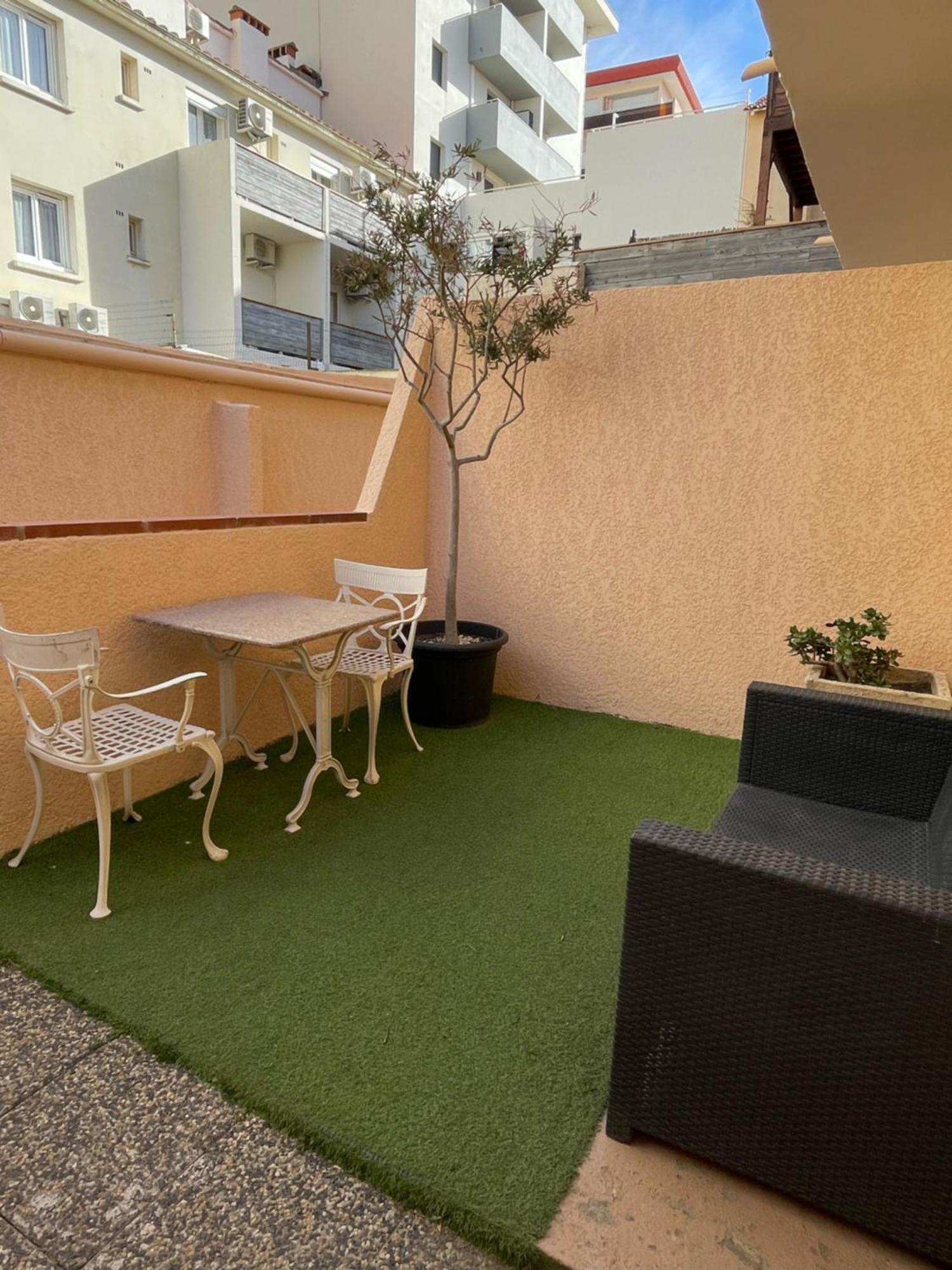 Hotel Saint Georges, Face A La Mer Canet-en-Roussillon Zewnętrze zdjęcie