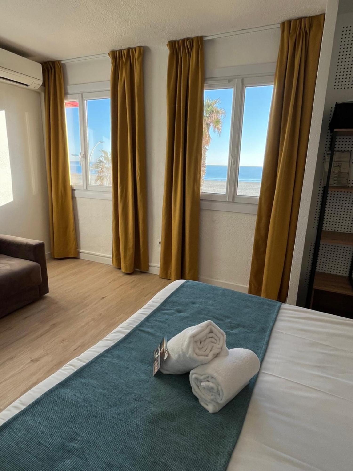 Hotel Saint Georges, Face A La Mer Canet-en-Roussillon Zewnętrze zdjęcie