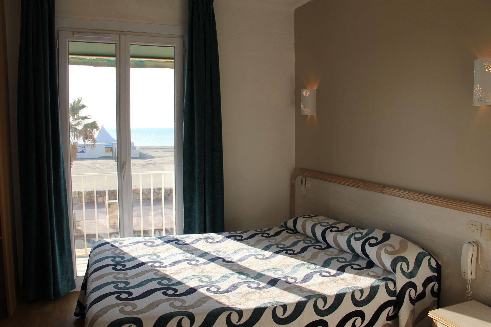 Hotel Saint Georges, Face A La Mer Canet-en-Roussillon Zewnętrze zdjęcie