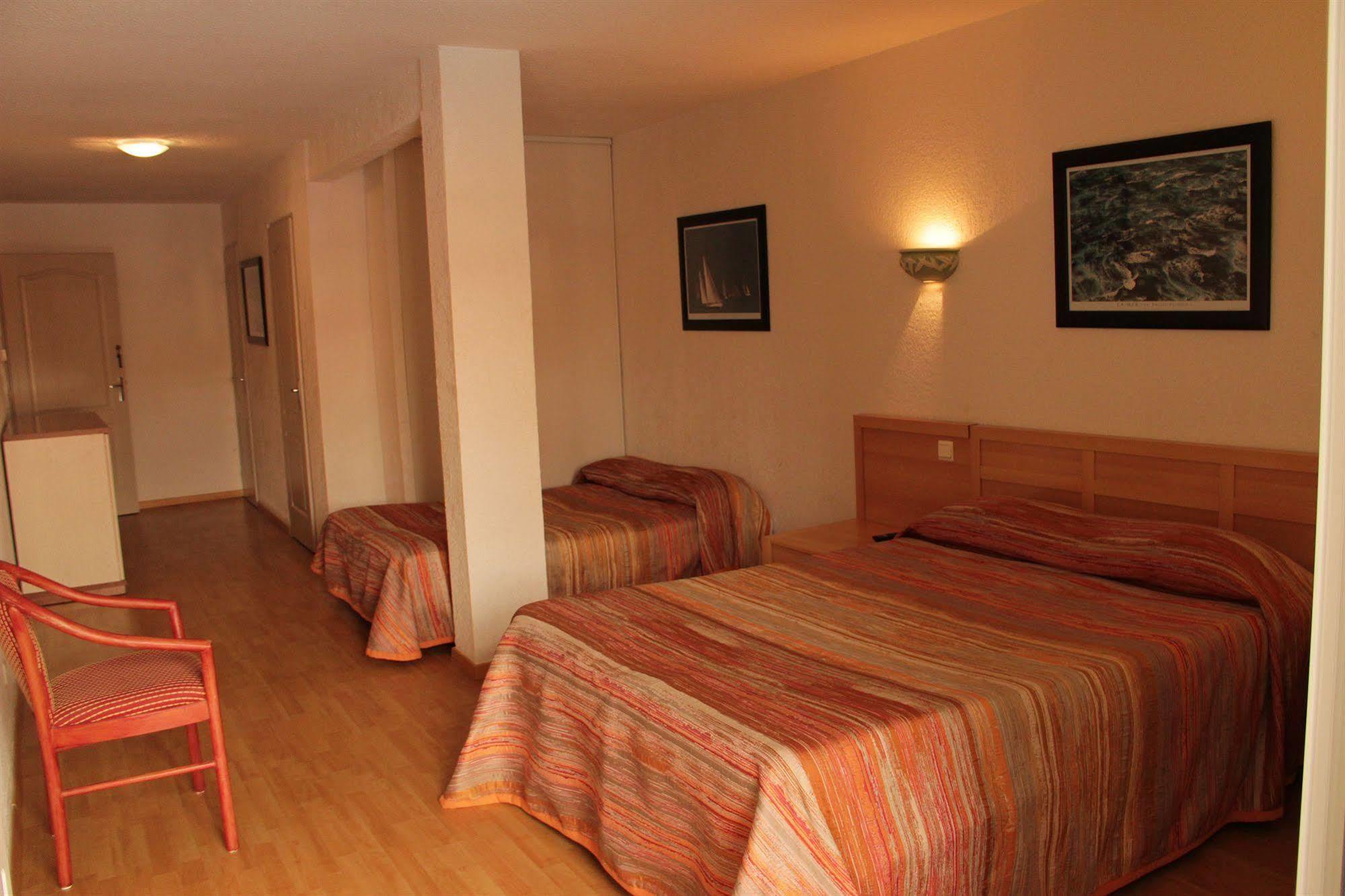 Hotel Saint Georges, Face A La Mer Canet-en-Roussillon Zewnętrze zdjęcie