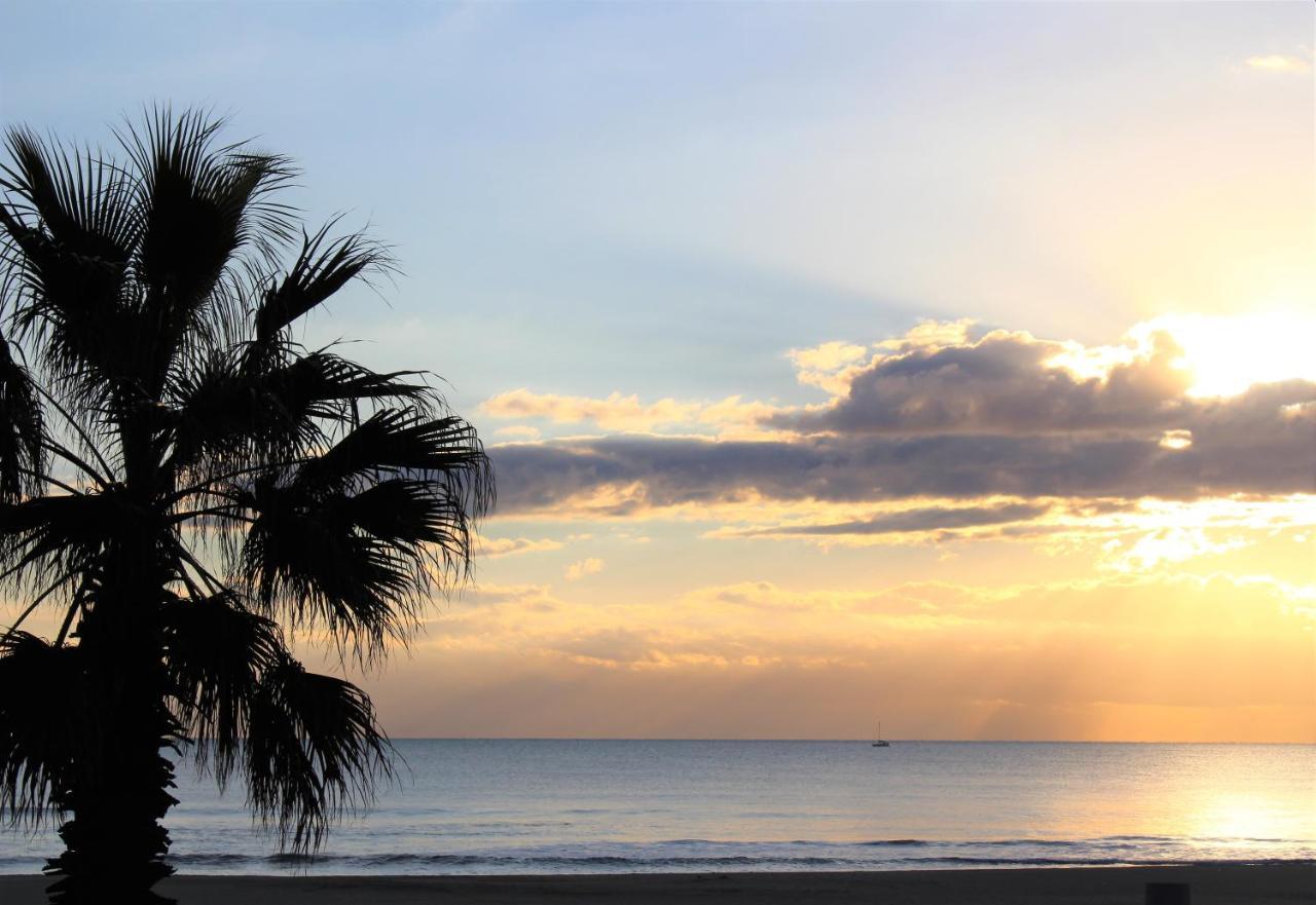 Hotel Saint Georges, Face A La Mer Canet-en-Roussillon Zewnętrze zdjęcie